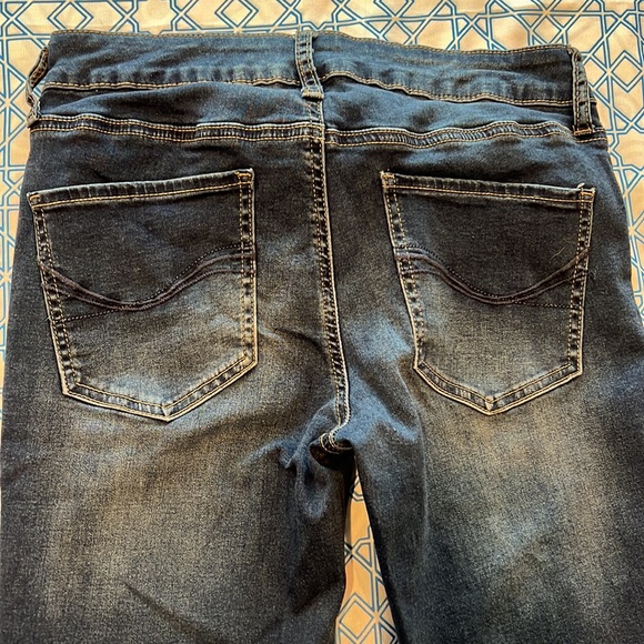 Juniors SO Jegging. Size 9 - Picture 12 of 12